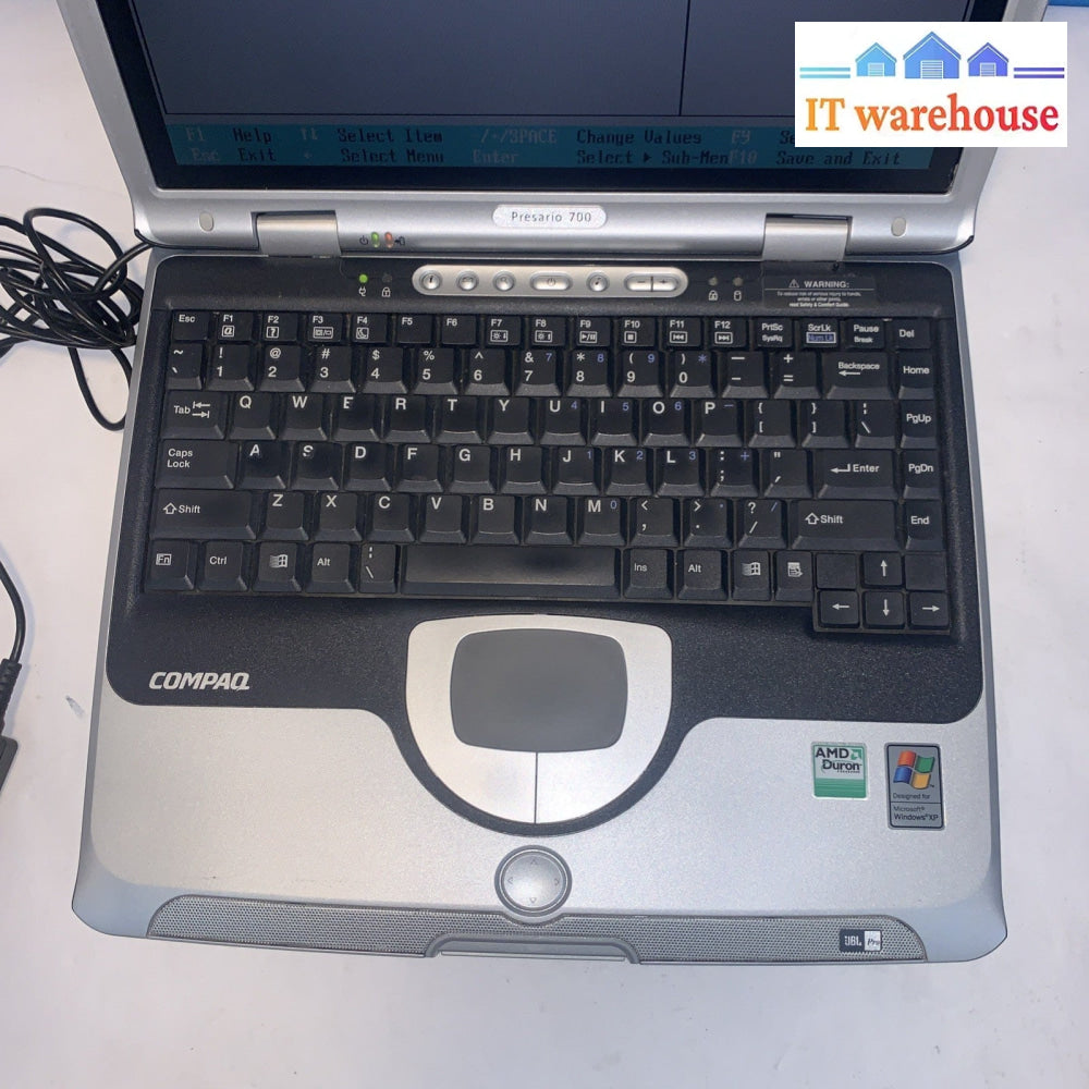 Nice -Compaq Presario 700 Laptop AMD Duron 900MHZ 64MB RAM (NO hard drive/caddy)