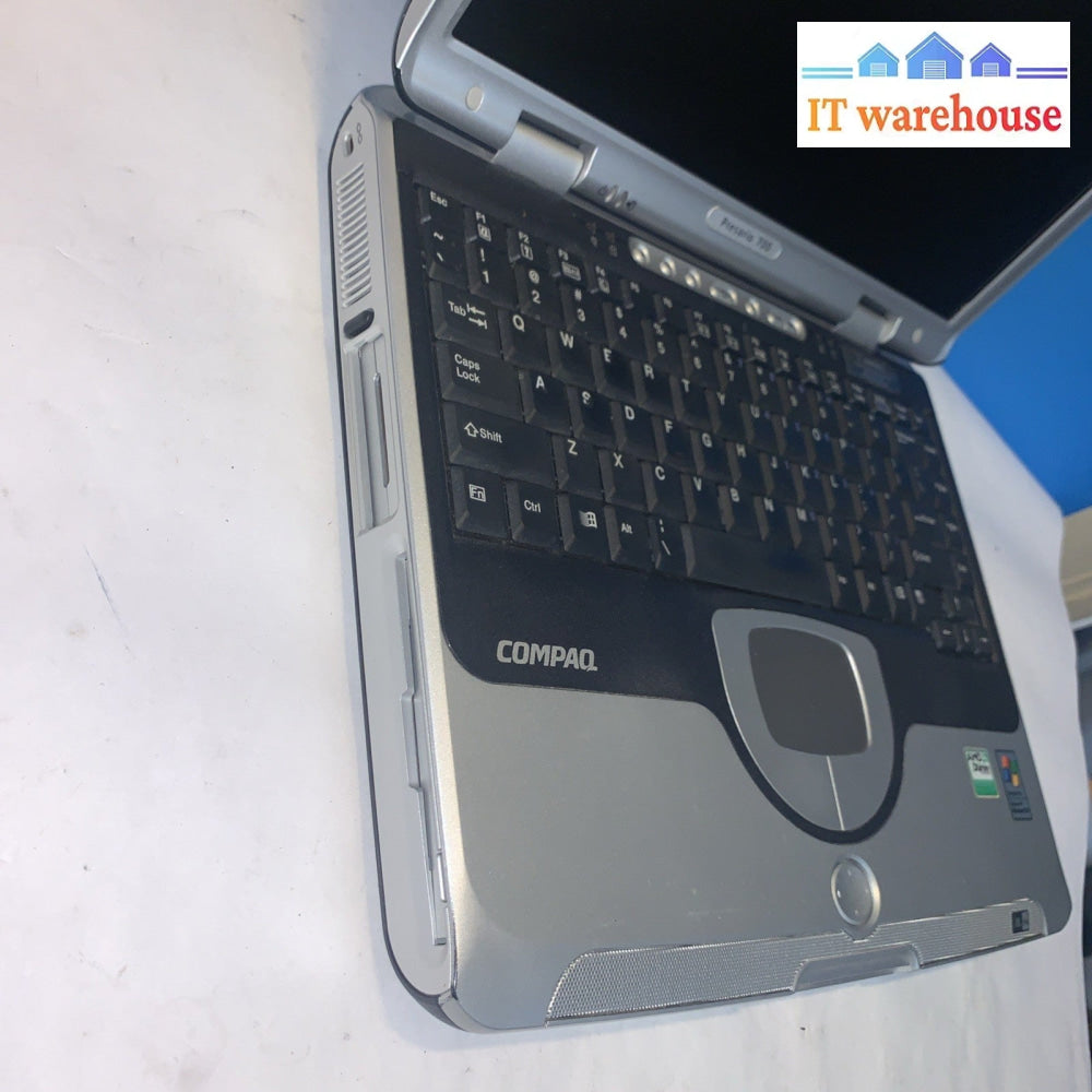 Nice -Compaq Presario 700 Laptop AMD Duron 900MHZ 64MB RAM (NO hard drive/caddy)