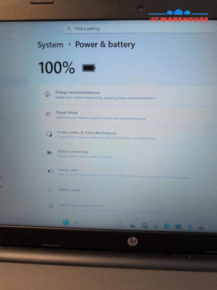 (NICE) HP 255 G6 15.6" Laptop  AMD A9-9220 Radeon/8GB RAM/256GB SSD /win11 -