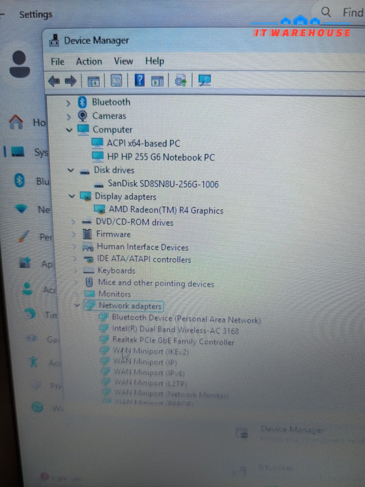 (NICE) HP 255 G6 15.6" Laptop  AMD A9-9220 Radeon/8GB RAM/256GB SSD /win11 -