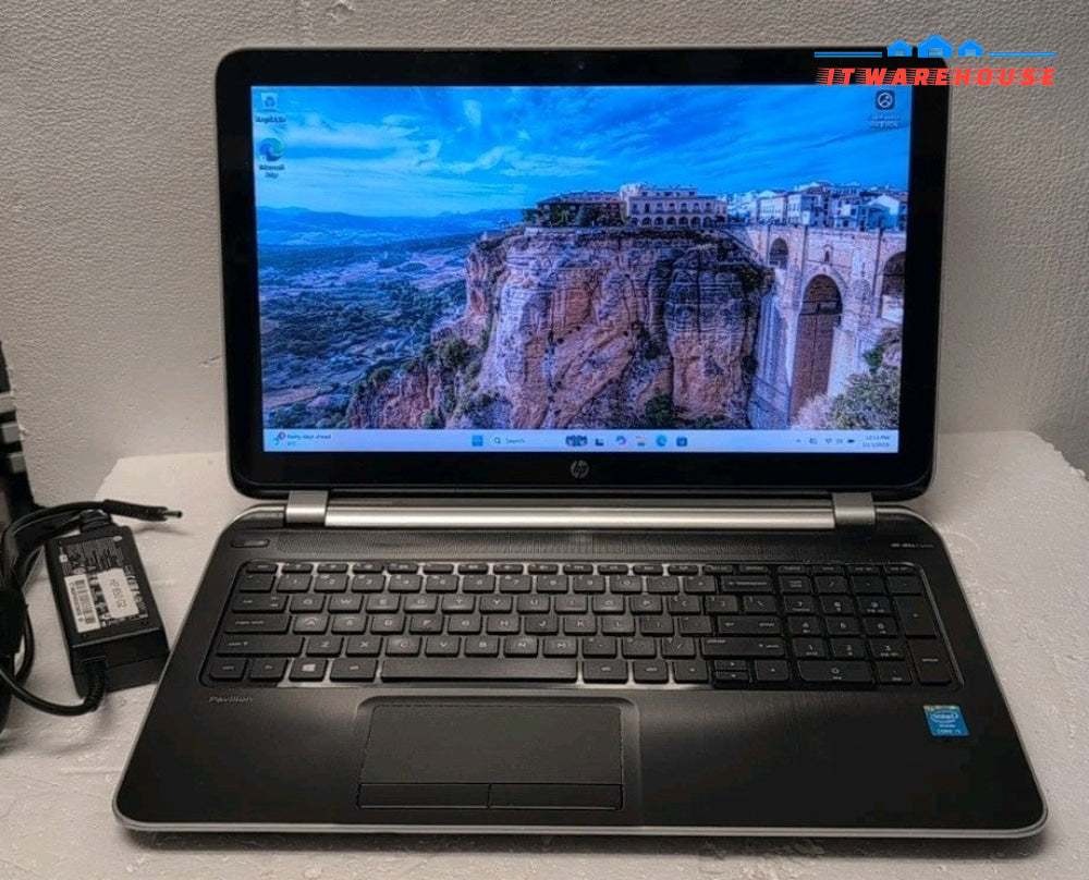 (NICE) HP Pavilion TS 15 Touch 15.6" Laptop i5-4200U/8GB RAM/480GB SSD/Win11 -