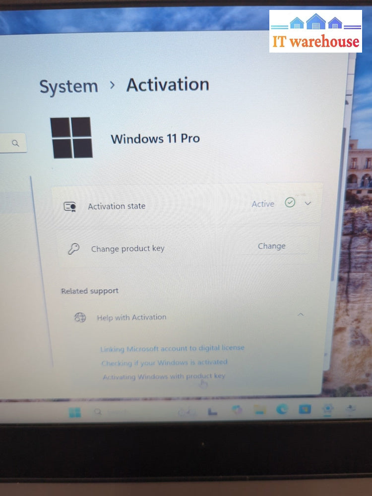 (Nice) Lenovo V330-14ARR 14" LAPTOP AMD Ryzen 5 2500U/ 8GB /256GB SSD/Win11 -