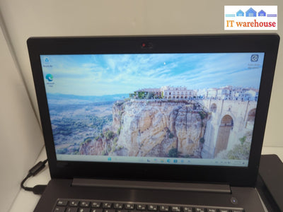 (Nice) Lenovo V330-14ARR 14" LAPTOP AMD Ryzen 5 2500U/ 8GB /256GB SSD/Win11 -