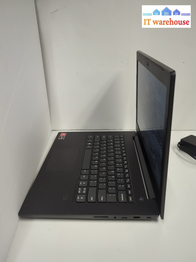 (Nice) Lenovo V330-14ARR 14" LAPTOP AMD Ryzen 5 2500U/ 8GB /256GB SSD/Win11 -