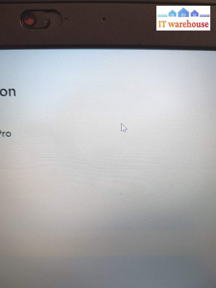 (Nice) Lenovo V330-14ARR 14" LAPTOP AMD Ryzen 5 2500U/ 8GB /256GB SSD/Win11 -