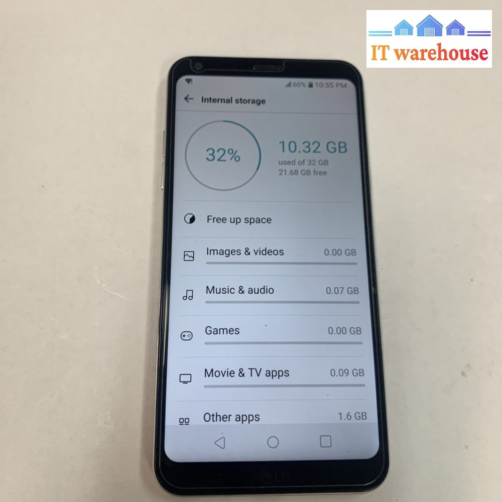 Nice ~ LG LG-M703 Q6 32GB Cell phone- Silver-  (Carrier: Fido, Rogers)