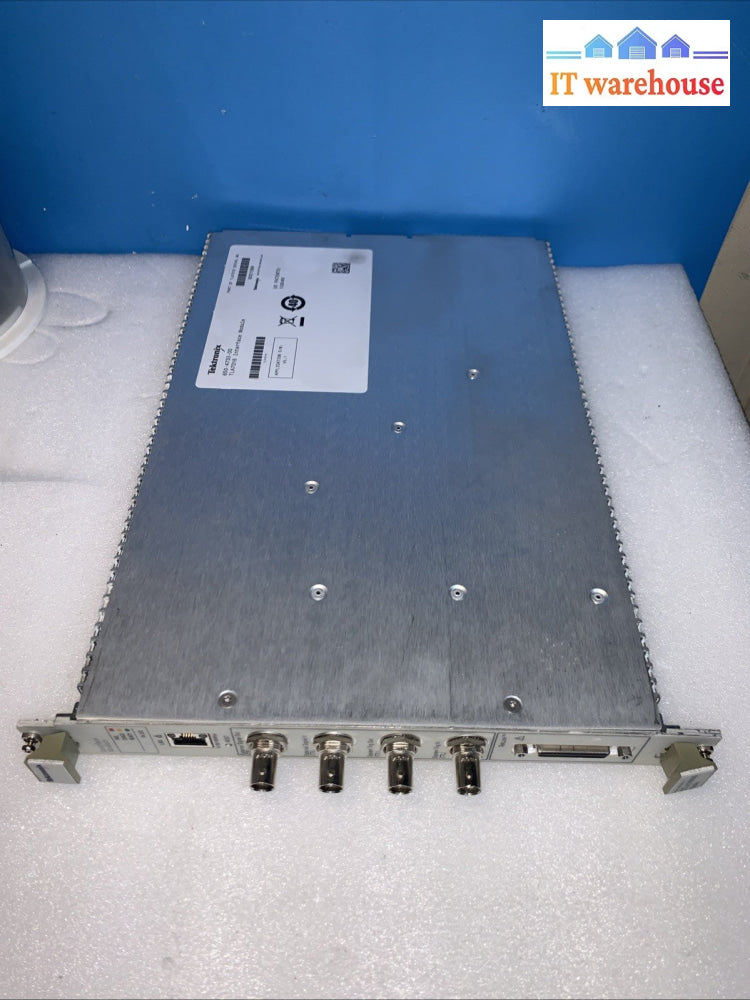 Tla Primary Module Nice ~ Tektronix TLA7016 Logic Analyzer Interface Module – IT Warehouse ...