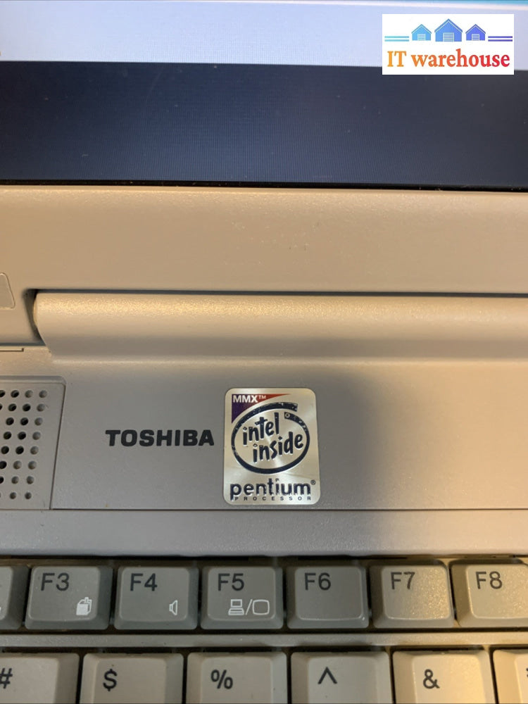 Nice~ Toshiba Satellite 330CDT/4.0 Pentium 64MB 10G Windows 95 (working battery)