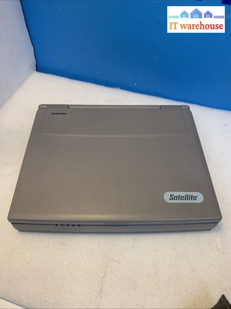 Nice~ Toshiba Satellite 330CDT/4.0 Pentium 64MB 10G Windows 95 (working battery)