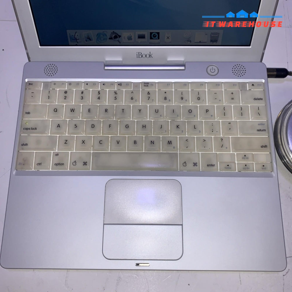 Nice ~ Vintage 2001 Apple iBook Laptop PowerPC G3 500MHz 256MB RAM (OS 9.1)
