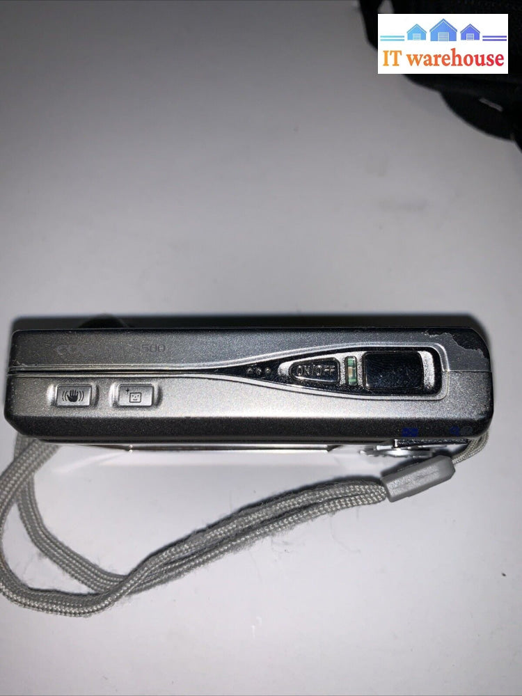 Nikon Coolpix S500 7.1MP Digital Camera 3x Optical Zoom