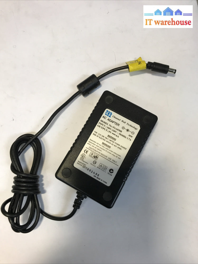 PAA030B CWT AC/DC Desktop Switching Adaptor, 30W 5V 6.00A