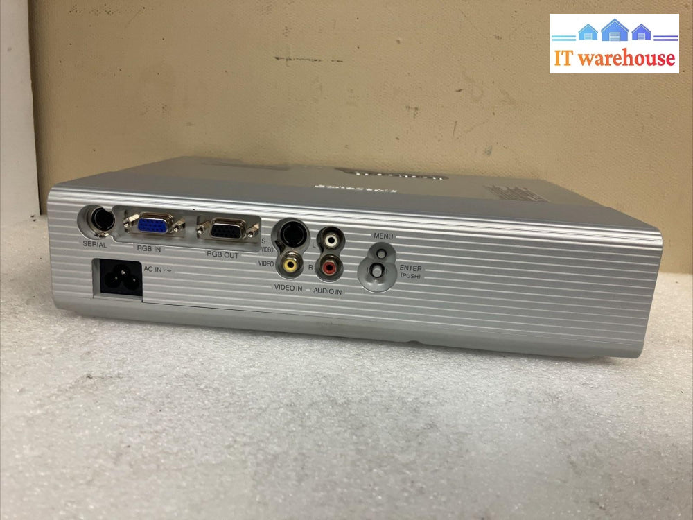 ~ Panasonic PT-LB10U Projector 220 Watts 2,000 Lumens *Tested/Working*