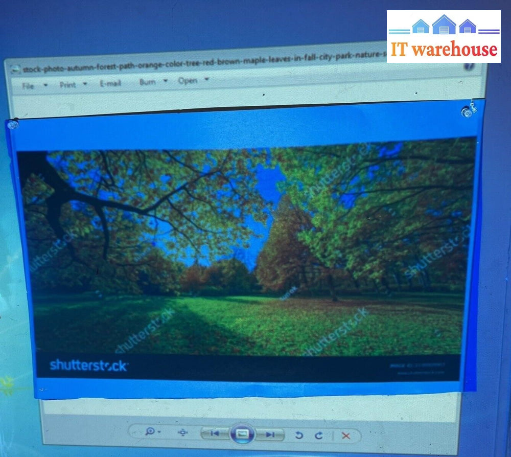 ~ Panasonic PT-LB10U Projector 220 Watts 2,000 Lumens *Tested/Working*