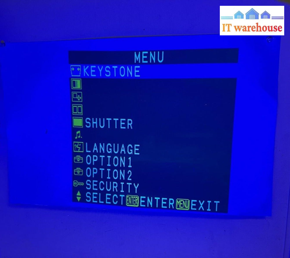 ~ Panasonic PT-LB10U Projector 220 Watts 2,000 Lumens *Tested/Working*