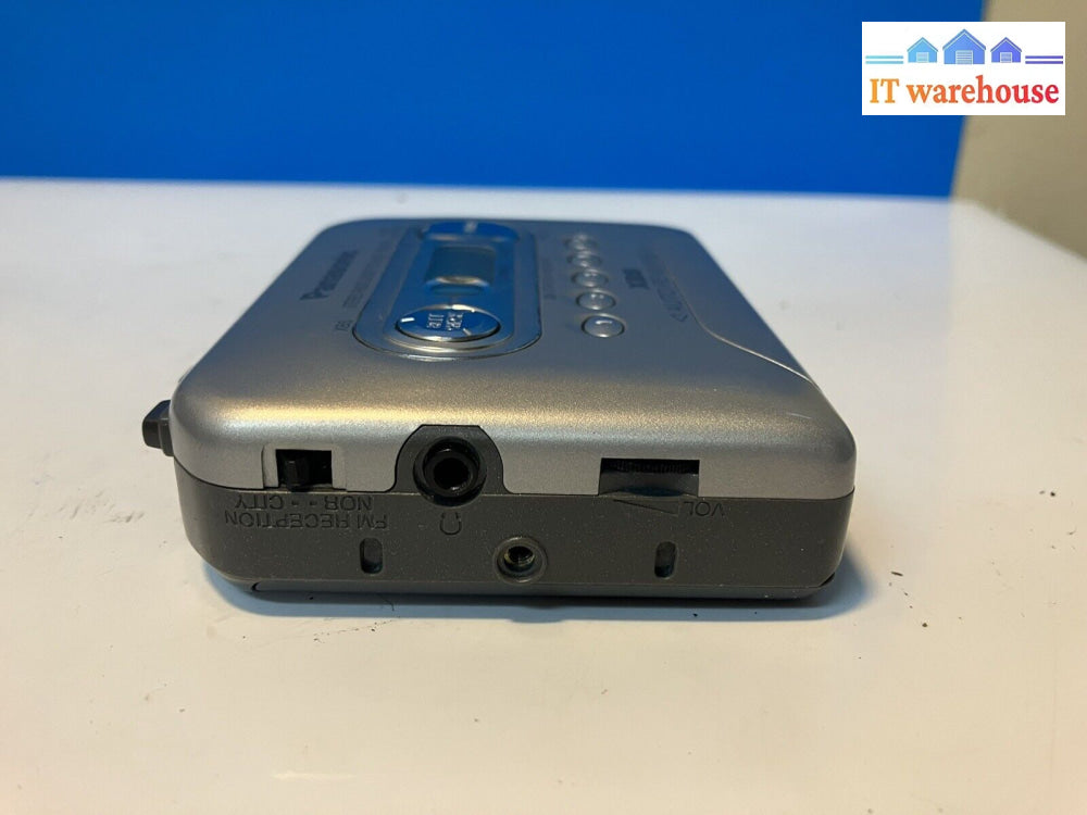 Panasonic RQ-E30V Portable AM/FM Stereo Radio Cassette