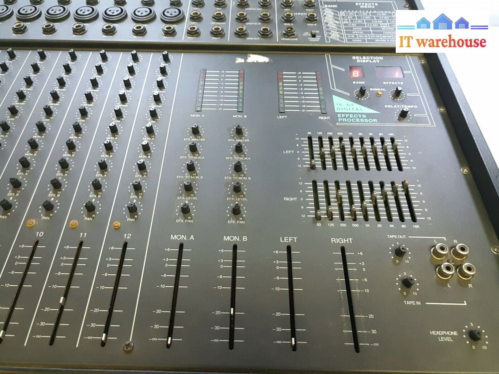 - PEAVEY XR 1200D POWERED AUDIO CONSOLE MIXER WITH DIGITAL EFFECT (PICK UP ONLY)
