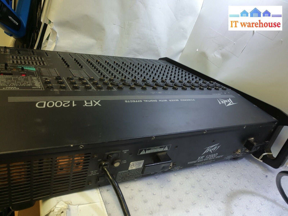 - PEAVEY XR 1200D POWERED AUDIO CONSOLE MIXER WITH DIGITAL EFFECT (PICK UP ONLY)