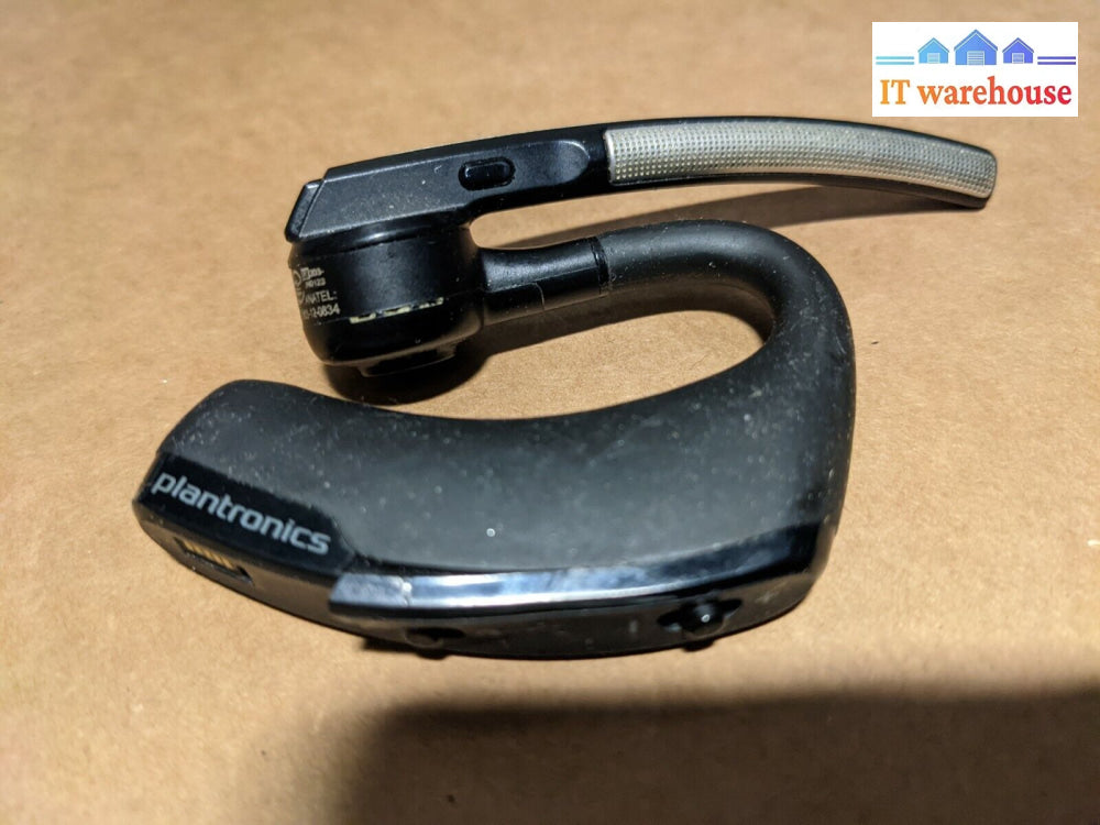 - Plantronics Voyager Legend B235 Bluetooth Headset W/ Charger (Shell Cracked)