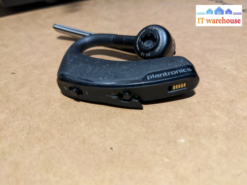 - Plantronics Voyager Legend B235 Bluetooth Headset W/ Charger (Shell Cracked)