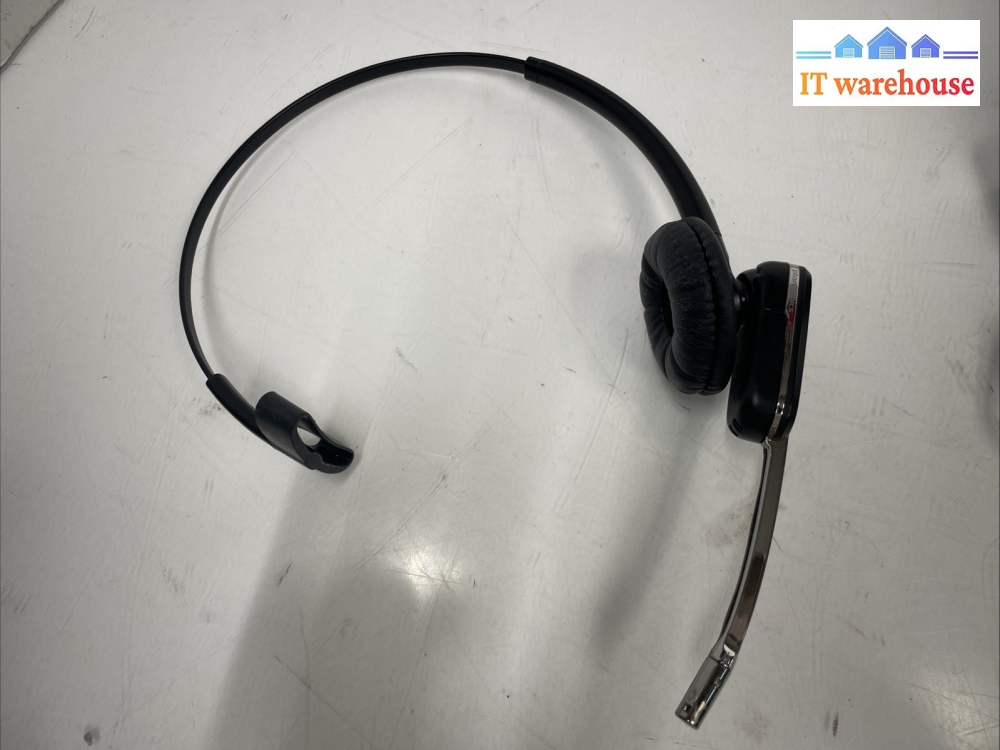 Plantronics WH500 Headset, Charge Base w Adapter , Battery, USB D100 Receiver +