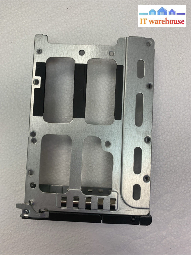 Quanta Cloud Technology server store hard drive caddy ???