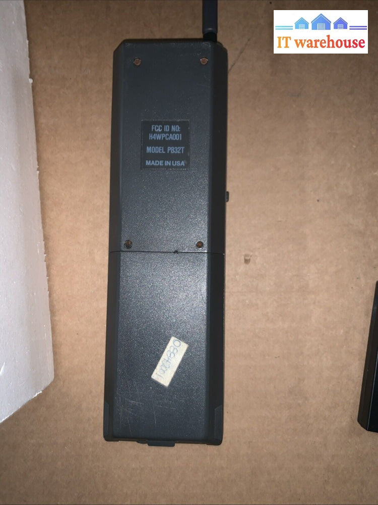 Rare Vintage Retro Large Brick Cell Phone PCA Model P832T W/Charger