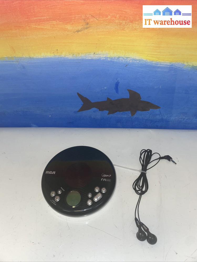 RCA RP2730  portable cd player with FM stereo radio