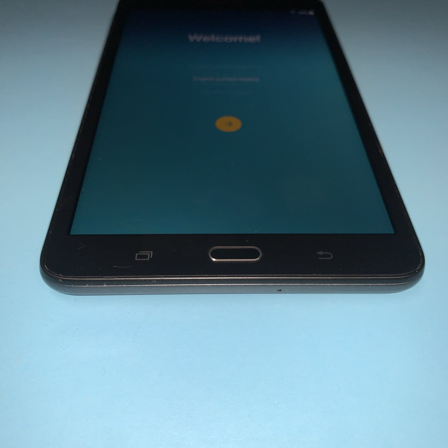 (Nice )  Samsung Galaxy Tab A 7" 1.5 GB RAM 8GB pad SM-T280