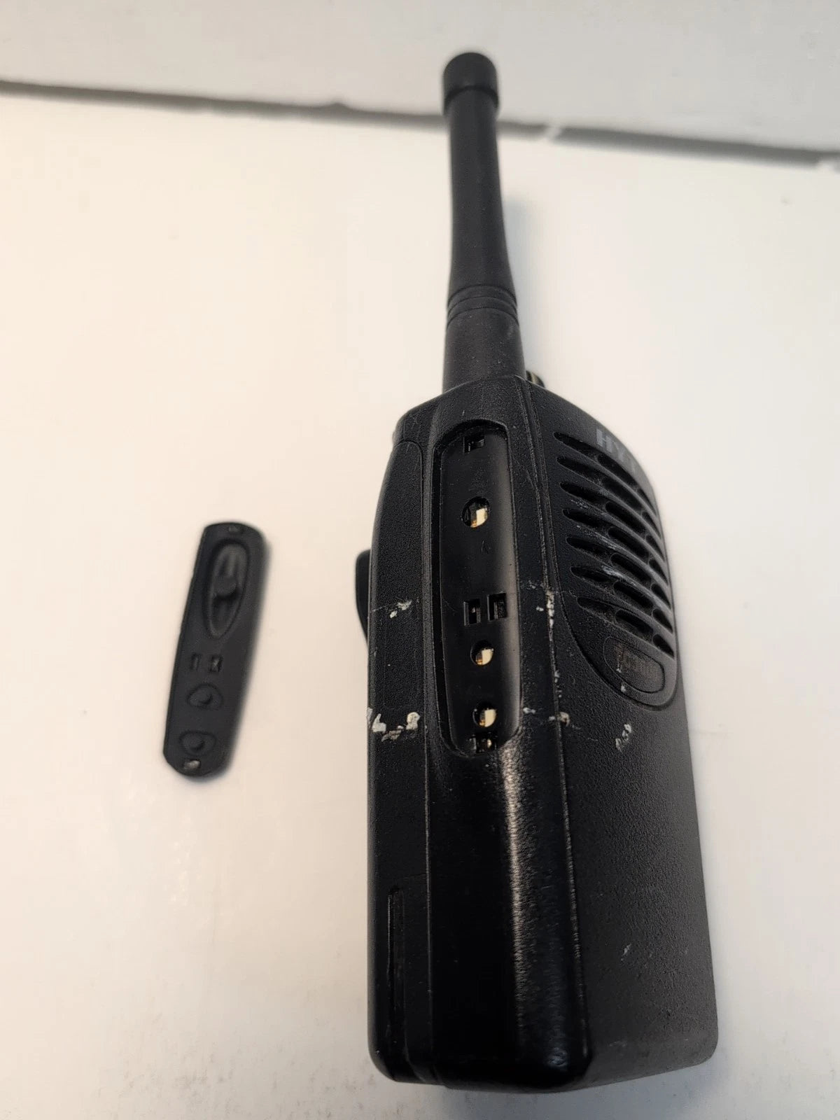 2x HYT TC3000 Two-Way RADIO 440-470MHz (NO Charger)