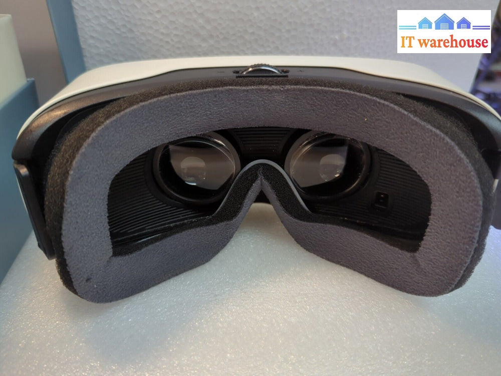 Samsung Gear VR SM-R321 Innovator Edition Virtual Reality Headset For Galaxy S6-