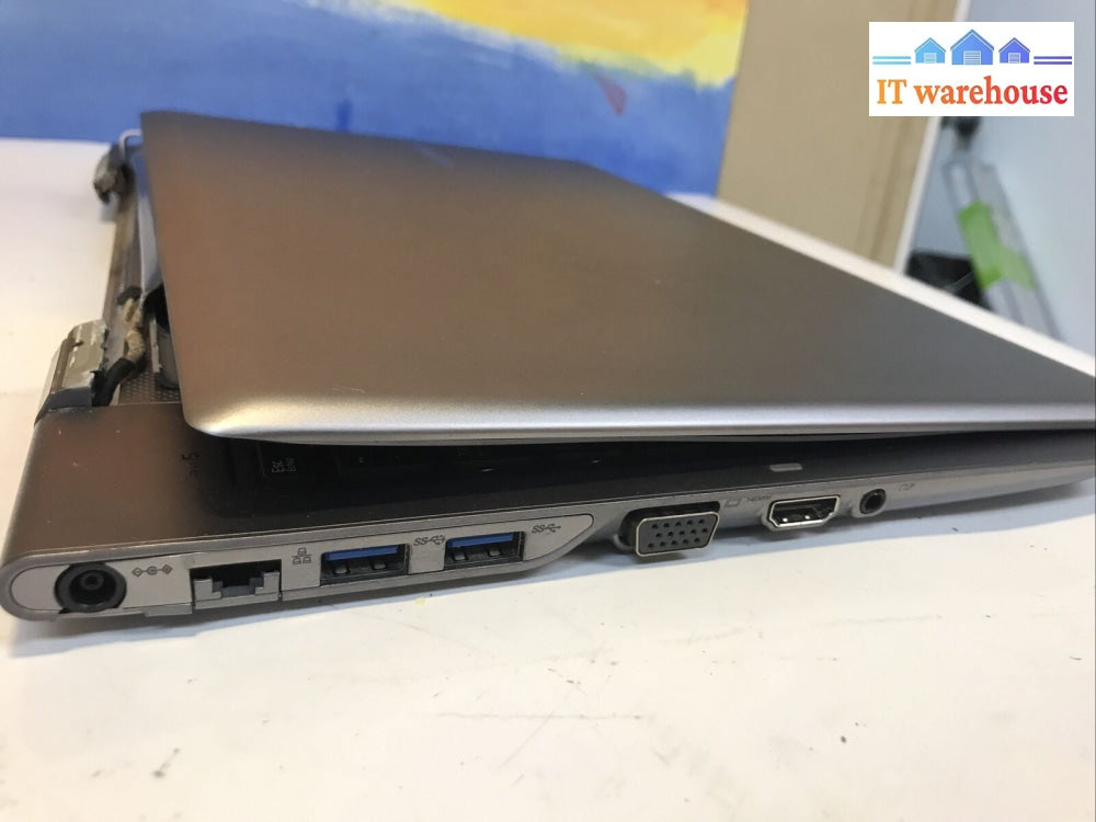 SAMSUNG NP535U4C 14"Laptop  AMD A6 NO RAM/HDD For parts (as is)