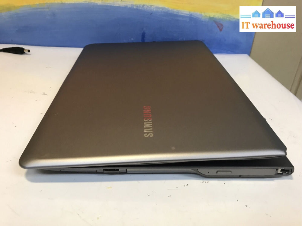 SAMSUNG NP535U4C 14"Laptop  AMD A6 NO RAM/HDD For parts (as is)