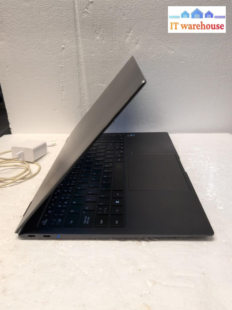 Samsung NP950QED Galaxy Book2 Pro 15.6" Touch/i7-1260P 12th/16GB/1TB NVMe/Win11-
