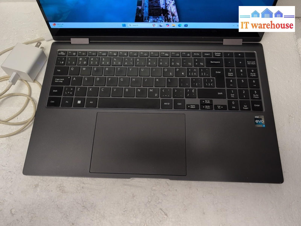 Samsung NP950QED Galaxy Book2 Pro 15.6" Touch/i7-1260P 12th/16GB/1TB NVMe/Win11-