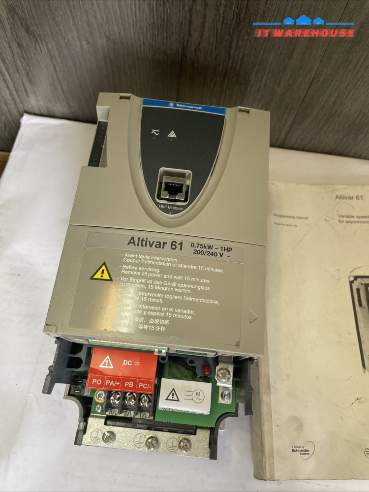 Schneider Electric Altivar Machine 0.75 KW 1 HP ATV61H075M3 AC Speed Drive