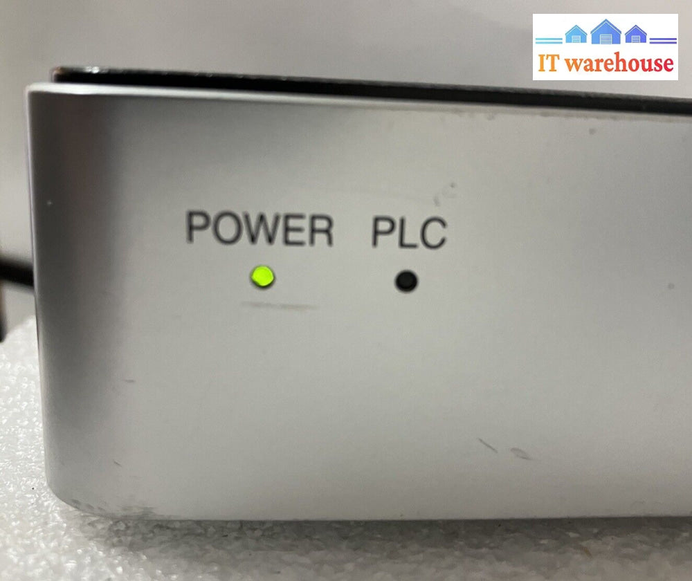 Sharp Hn-Va400U Homeplug Power Line Communications 4-Port Adapter ~