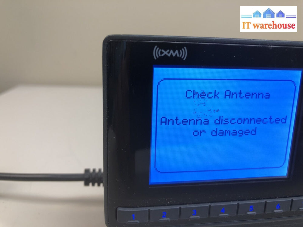 $ SiriusXM XEZ1V1KC Onyx EZ Satellite Radio /w Car Dock Cradle XDPIV2 no charger