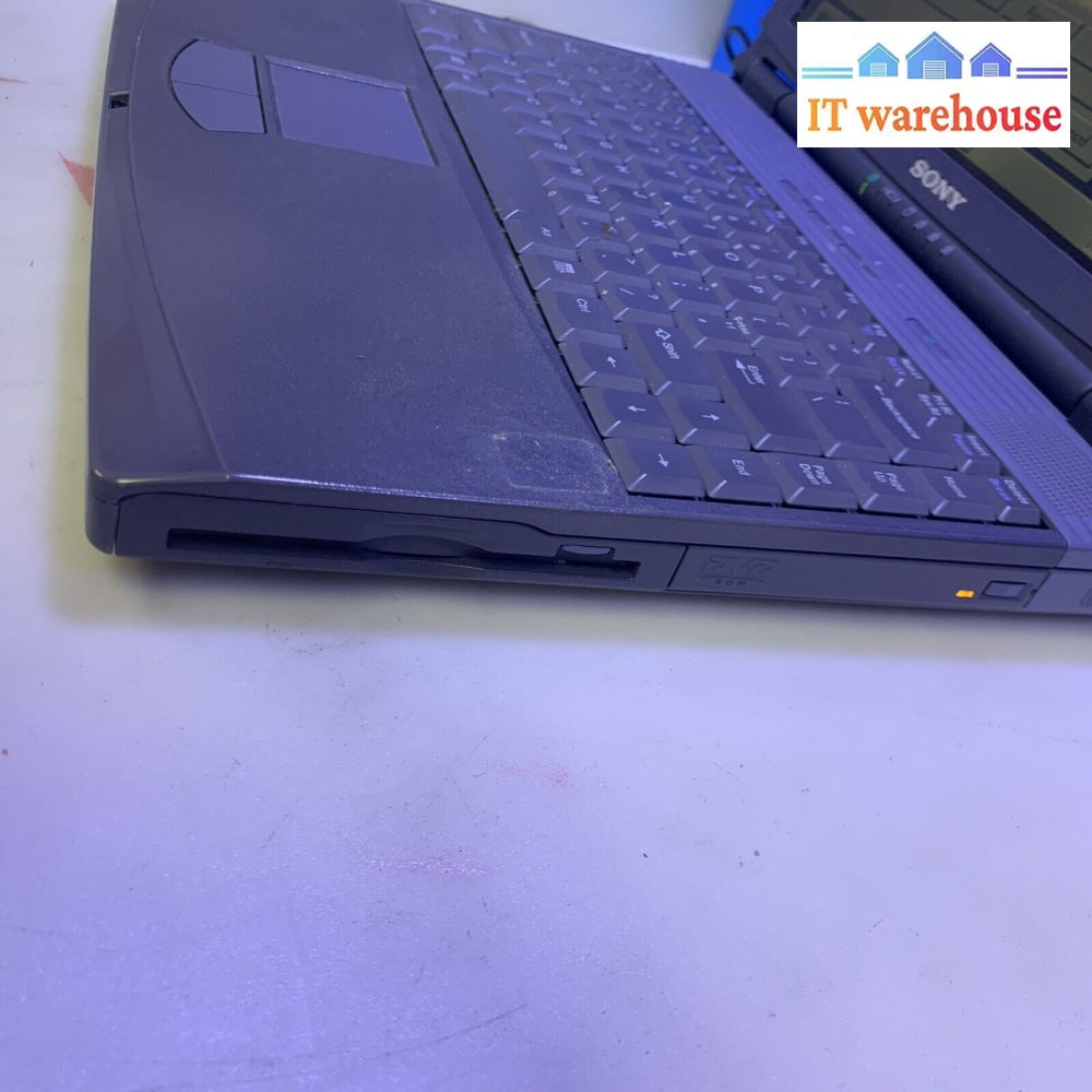 Sony PCG-F430 14.1’’ Laptop Pentium 3 450MHz 192MB Ram 8.5GB HD CD-ROM WIN98