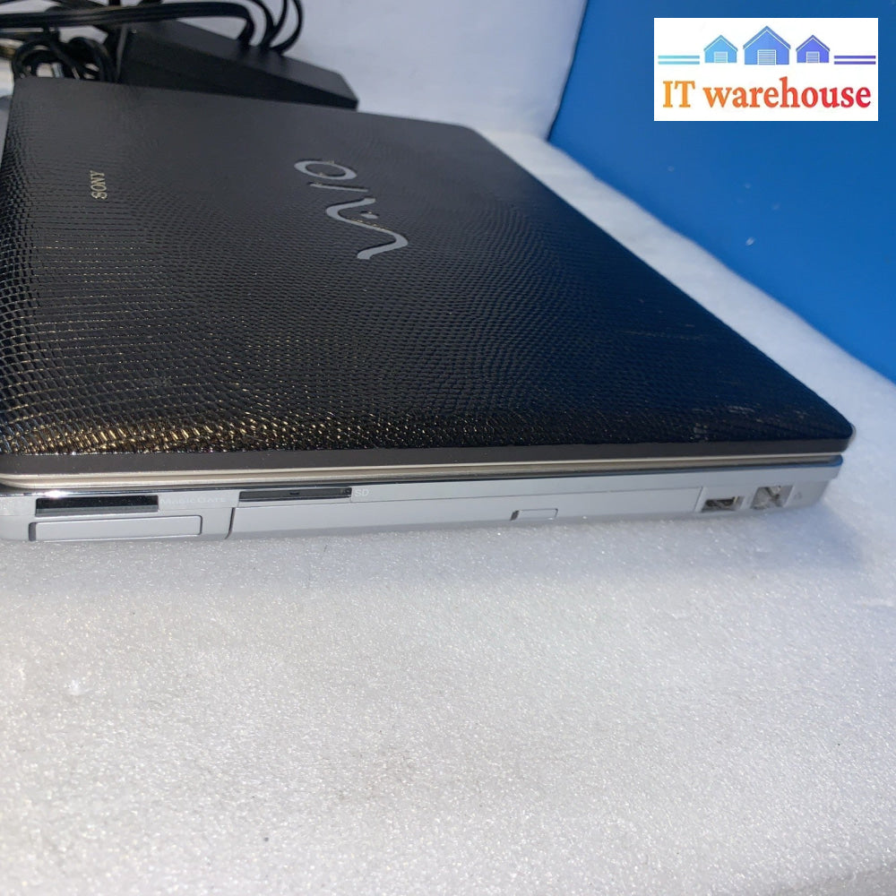 Sony Vaio PCG-5L2L 14" Intel C2D T5750 3GB 250G Windows 7 Home (French keyboard)