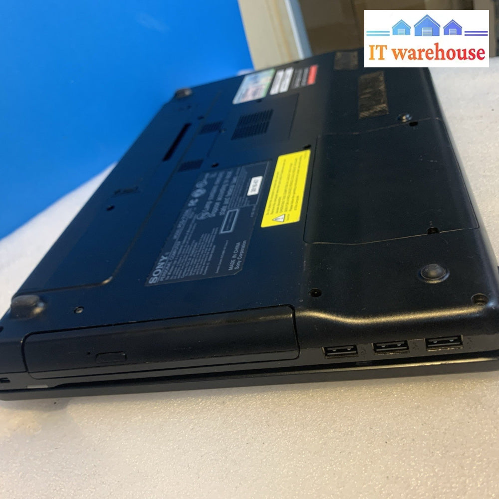 Sony VAIO PCG-71314L Laptop i5 M430 4GB RAM 320GB HDD WIN XP PRO