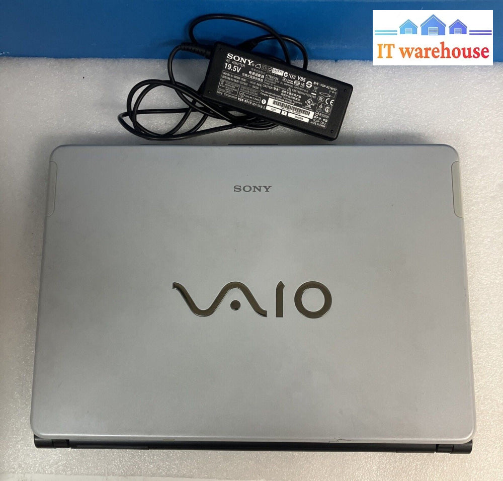 Sony VAIO PCG-791L 15.6" Laptop Pentium M CPU, 1GB RAM, 100GB HDD, Windows XP ~
