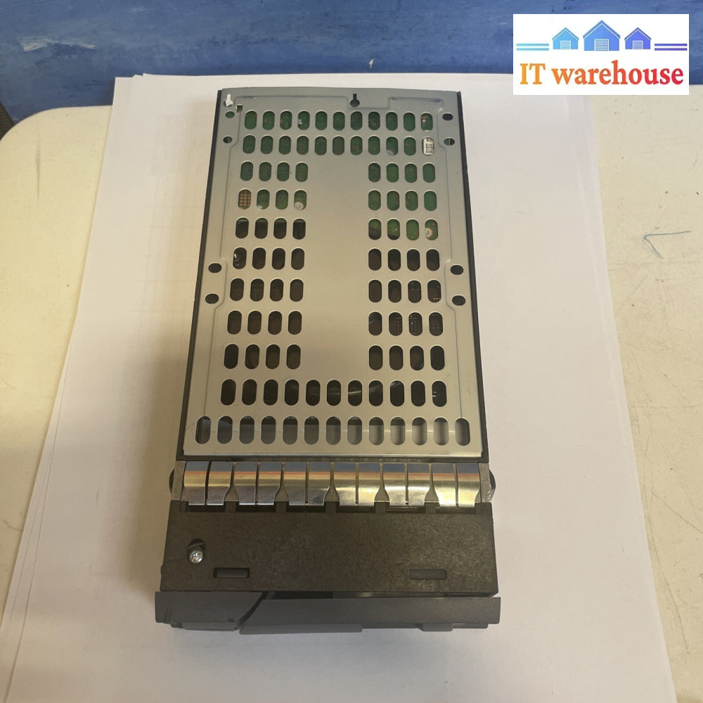 SP-318A-R6 - Netapp 8TB 7200 RPM SAS 3.5" for DS4246 24 bay (12 days used only)