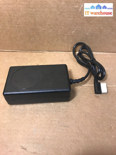 SW-8305 I.T.E 100-250VAC 50-60Hz AC Power Adapter ITE