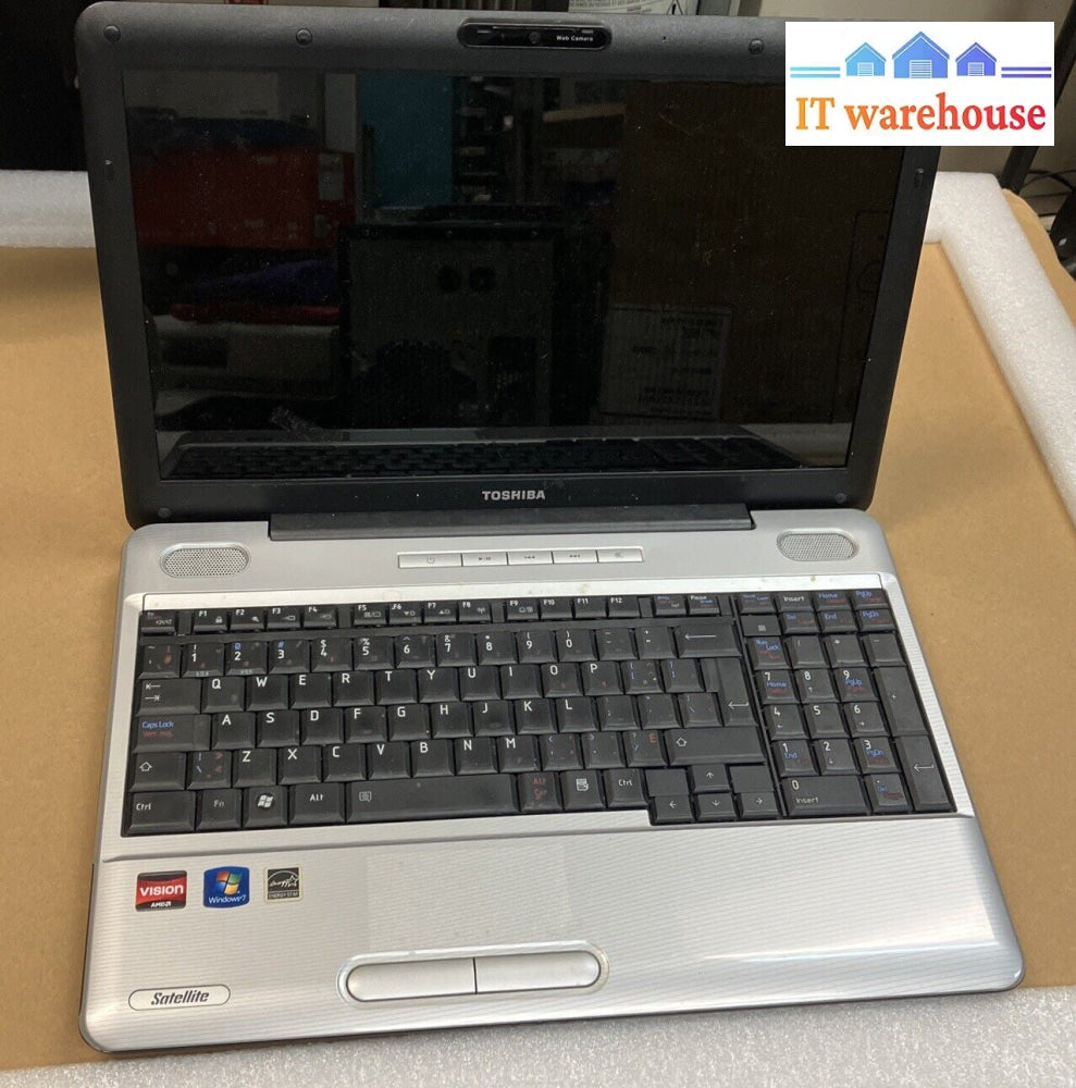 Toshiba Satellite L500D 15.6" Laptop AMD Athlon CPU 1GB RAM (Bad Screen, Read) ~