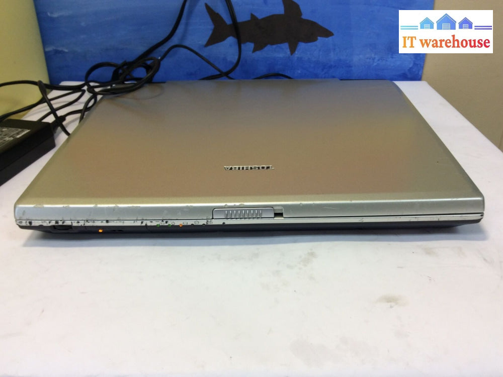 Toshiba Tecra A1 15”Laptop Intel Pentium 4 2.4Ghz 725Mb Ram 60Gb Hdd Win Xp