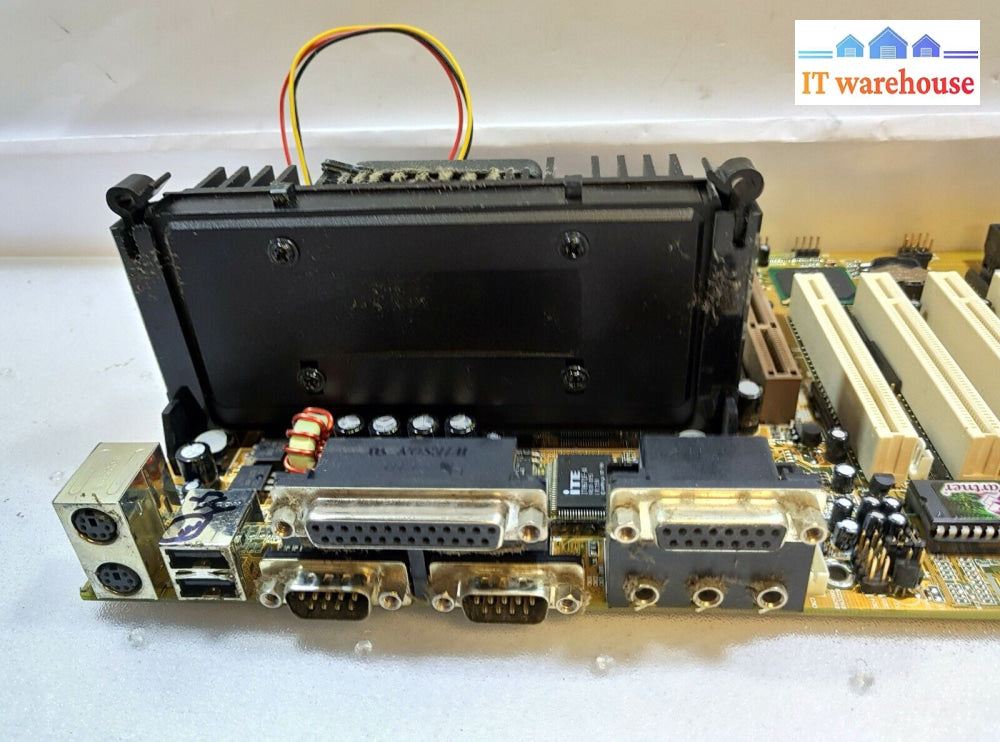 - Vintage 8840 Motherboard 35-8840-01 With Cpu (Unknown Type)