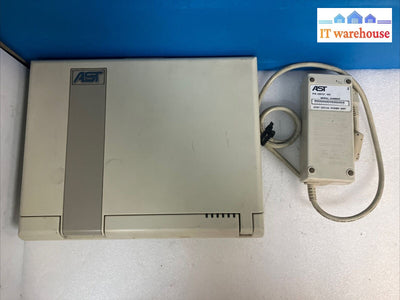 Vintage AST Premium Exec 386SX/25 Laptop Computer  (Parts or repir, display use)