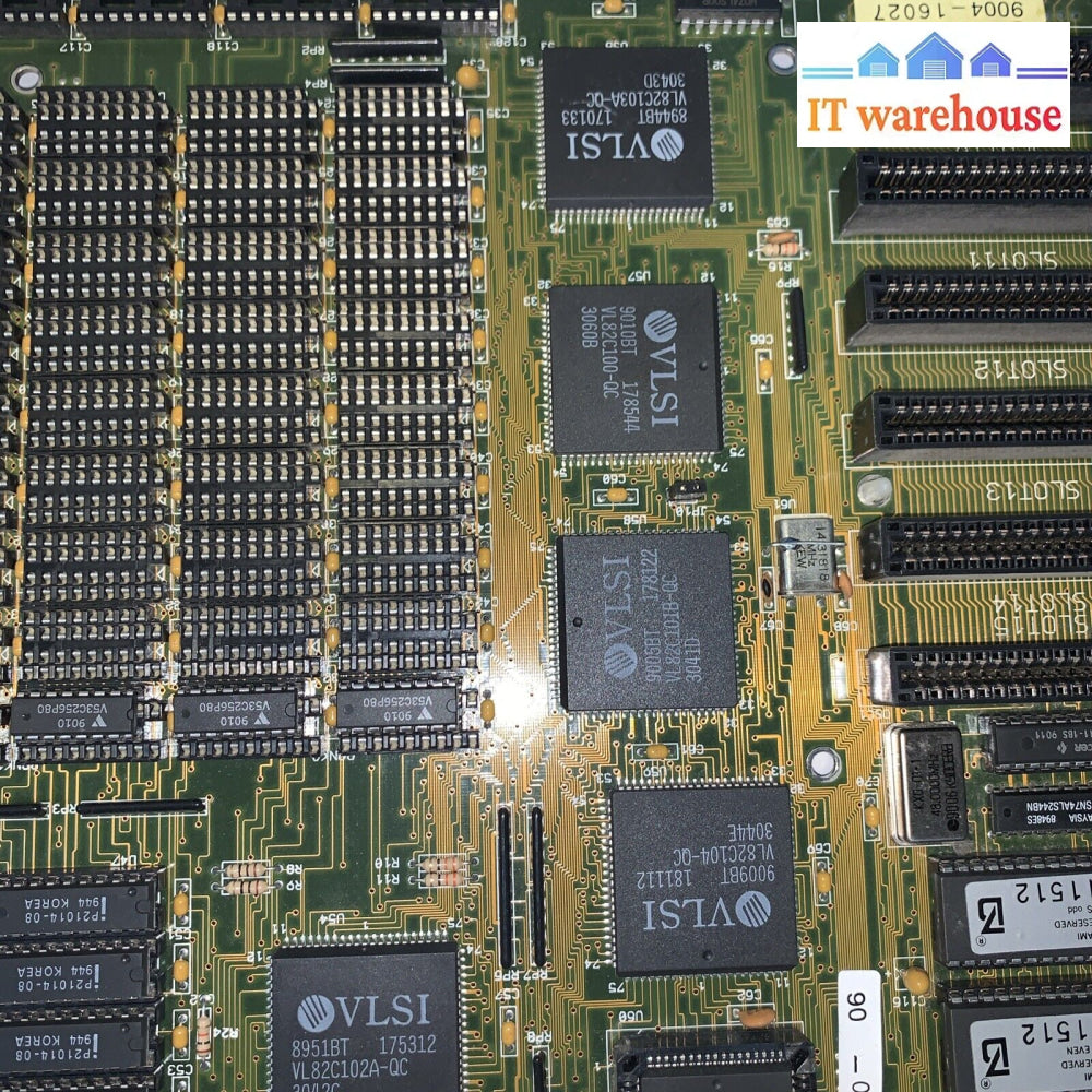 Vintage PC Motherboard 1980s 286 CPU 90-09944 / 9004-16027