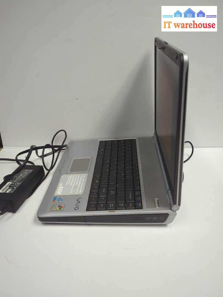 VINTAGE Sony PCG-9P3P 14’’ LAPTOP INTEL P4 2.8GHz CPU/256MB RAM/100GB HDD/WIN XP-